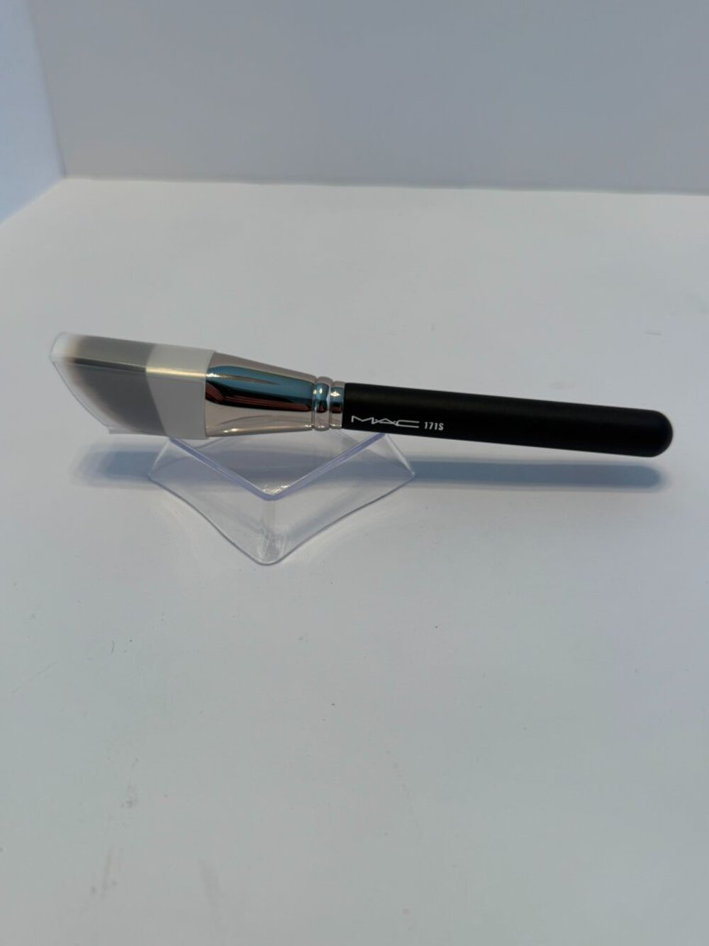 MAC 171S Smooth Edge All Over Face Brush - Liquid Cream Foundation Makeup NEW